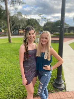 Windsor homecoming Dress thumbnail 3