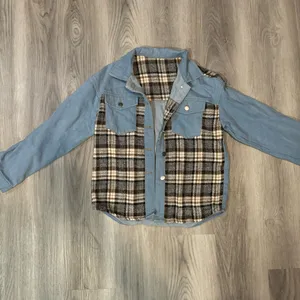 Boutique Shacket denim and flannel size Small thumbnail 5
