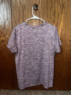 Women’s Under Armour HeatGear shirt thumbnail 2