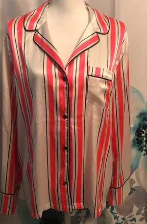 Victoria's Secret Striped vs sleep top thumbnail 1