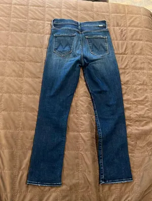 MOTHER Denim Jeans Swooner Rascal ankle thumbnail 2
