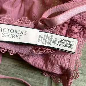 Victoria’s secret lace bralette with underwire thumbnail 3