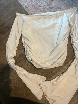 Edikted Off-Shoulder Long Sleeve Ruched Top in White thumbnail 6