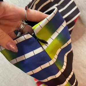 Kate Spade Saturday Rainbow Stripe Mini Skirt Black‎ White Graphic Print Size 4 thumbnail 3