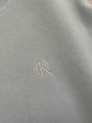 Calvin Klein Crewneck thumbnail 3