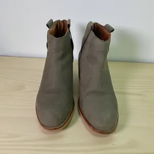 Topshop Suede Ankle Booties in Olive Gray thumbnail 7