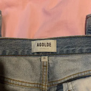 Agolde Ripley High-Rise Straight-Left Jeans in Riptide 26” thumbnail 6