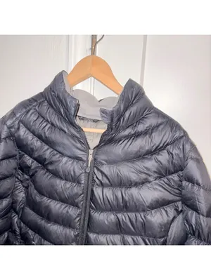L.L.Bean $270 Ultralight 850 Woman’s XL black quilted puffer jacket Warm thumbnail 2