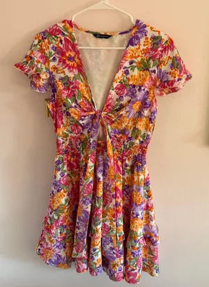 floral dress Multiple Size M thumbnail 1