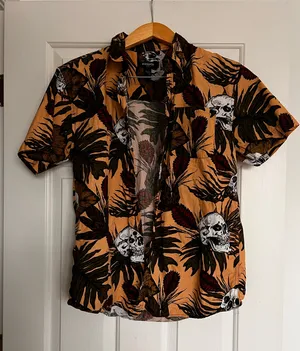 Men's button up thumbnail 1