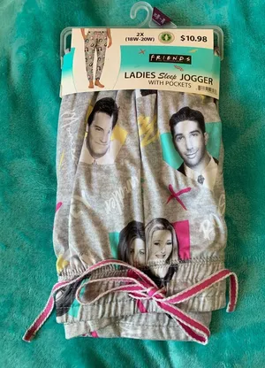 Friends Pajamas Size XXL thumbnail 1