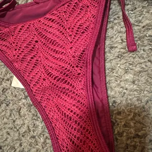 Elegant Red Crochet Bikini Set Size M thumbnail 5
