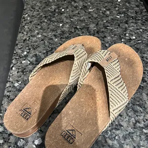 Reef Women's Beige and Brown Sandals thumbnail 10