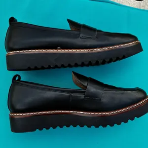 Kelly & Katie Black Flats Sleek Slip-On Loafers thumbnail 12