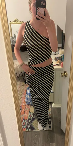 Striped matching set Multiple thumbnail 1