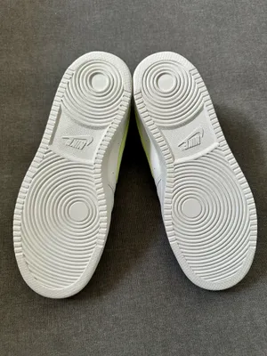 Women’s Nike Court Vision Low Sneakers thumbnail 4