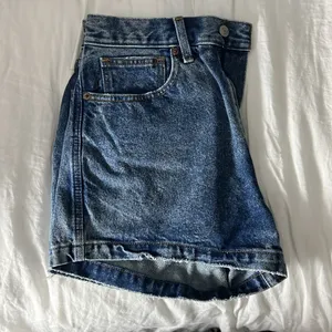 Abercrombie & Fitch Dark Blue Denim Jean Shorts thumbnail 4