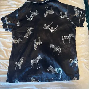 Black Zebra Print Pajama Set thumbnail 3