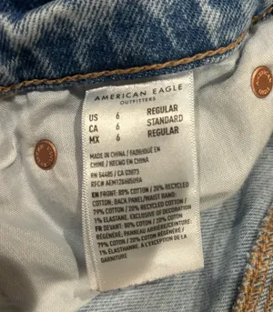 American Eagle Strigid Jeans thumbnail 4
