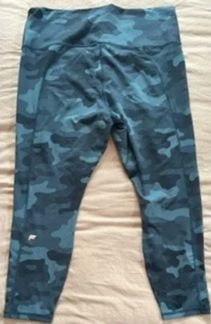 Fabletics Define High-Waisted 7/8 Leggings Blue Camo Size Large NWT thumbnail 1