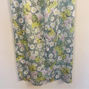 Zara Daisy Meadow Floral Printed Satin Midi Skirt Size XS Bloggers Fave Holiday thumbnail 7