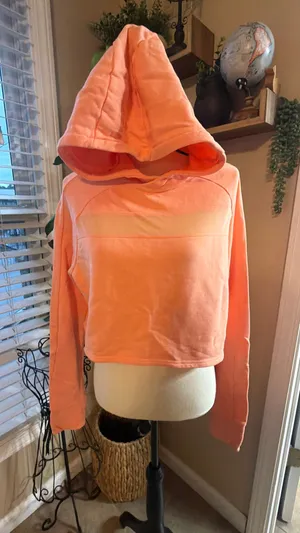 Gymshark Coral Pink Cropped Hoodie thumbnail 2