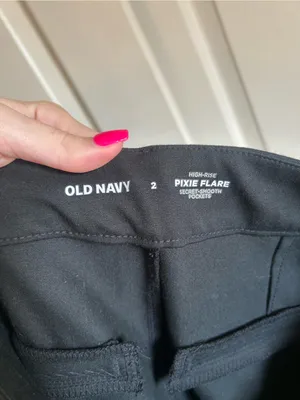 Old Navy Black size 2 pixie flare dress pants thumbnail 4