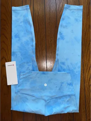 Lululemon Align No Line High Rise 25” Smoothie Wash Blueberry Size 6 NWT thumbnail 1