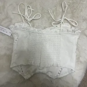 Boutique tie tank top thumbnail 2