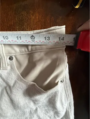 Abercrombie & Fitch 90’s Straight Ultra High Rise Cream Jeans Size 29 thumbnail 6