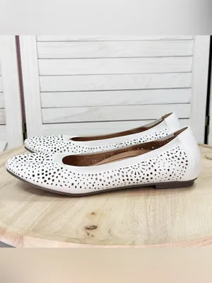 Vionic Robyn Eyelet Perforated Leather Ballet‎ Flats White Size 9.5 thumbnail 3