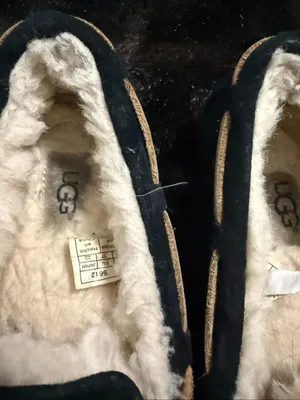 black raven UGG Dakota moccasins cozy sheepskin lining shoes loafers 6 thumbnail 3