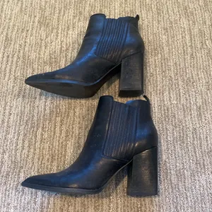 Nine West Black Booties thumbnail 4