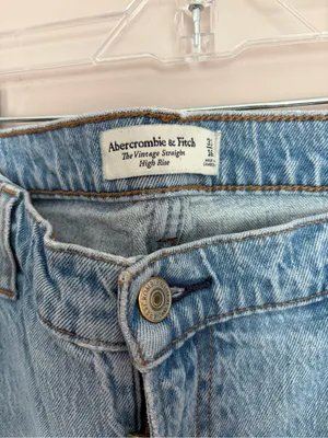 Abercrombie & Fitch The Vintage Straight High Rise 33/16 thumbnail 4