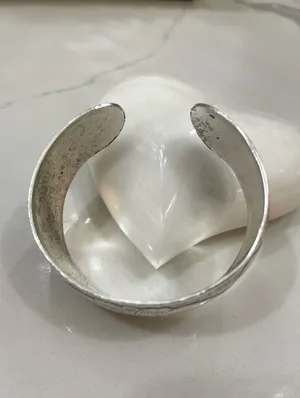 Silver thumbnail 6