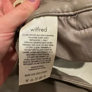 Wilfred The Melina High Waisted Vegan Leather Pants‎ thumbnail 4