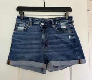 American Eagle Stretch Crossover Denim Mom Short thumbnail 3