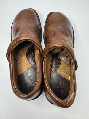 B.O.C Brown Leather Clogs Women's Size 6 thumbnail 3