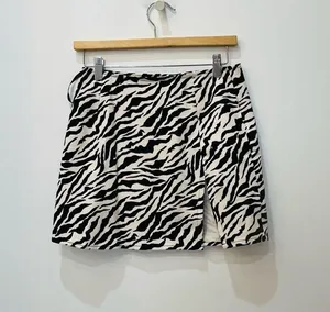 Motel Zebra Pelmet Skirt with slit size Small thumbnail 5