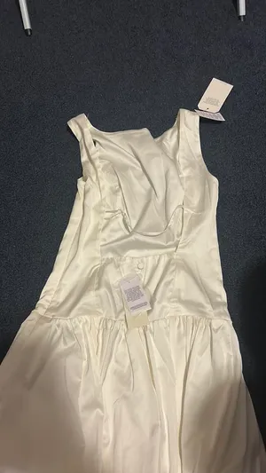 NWT Abercrombie Satin White Dress thumbnail 3