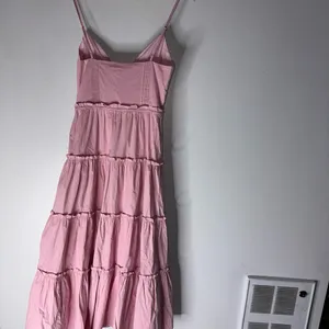 NWT Storia Pink Sleeveless Tiered Ruffle Lizza Midi‎ Dress Small thumbnail 2