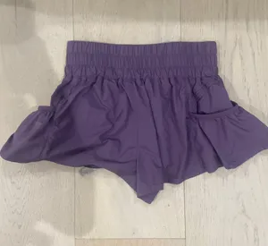 Free People Get Your Flirt Shorts thumbnail 2