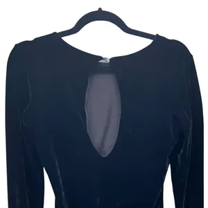 Victoria's Secret Velour Bodysuit‎ Large thumbnail 6
