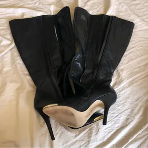 Saks Fifth Avenue New Leather Boots thumbnail 10