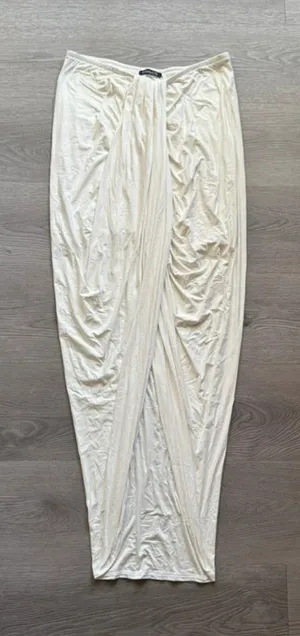 CQ by CQ Draped Stretch Skirt White Size L thumbnail 1