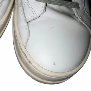 P448 John Distressed Leather Low Top Lace Up Sneakers Shoes 38 thumbnail 3