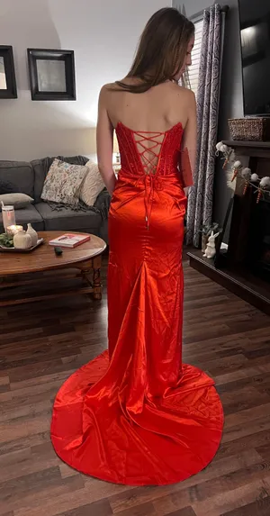 Red Prom Dress Size 0 thumbnail 4