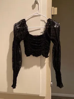 Urban Outfitters NWOT Crop Lace Top thumbnail 2