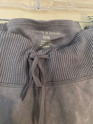 Harmony & Balance Yoga Pants Size M thumbnail 2