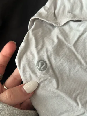 Lululemon Shorts 2.5" Speed Up  thumbnail 3